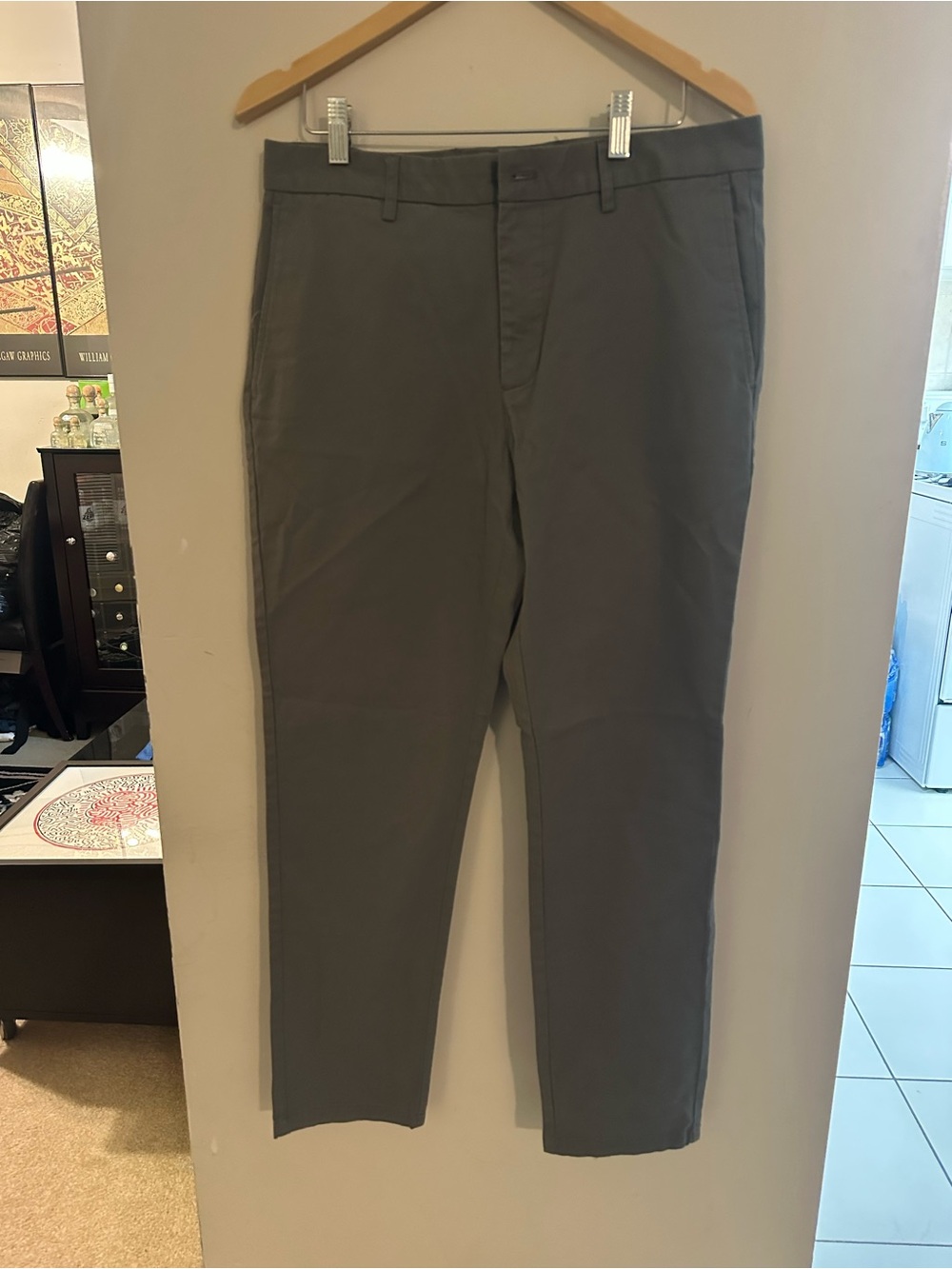 Old Navy Men's Charcoal Gray Slim Chinos